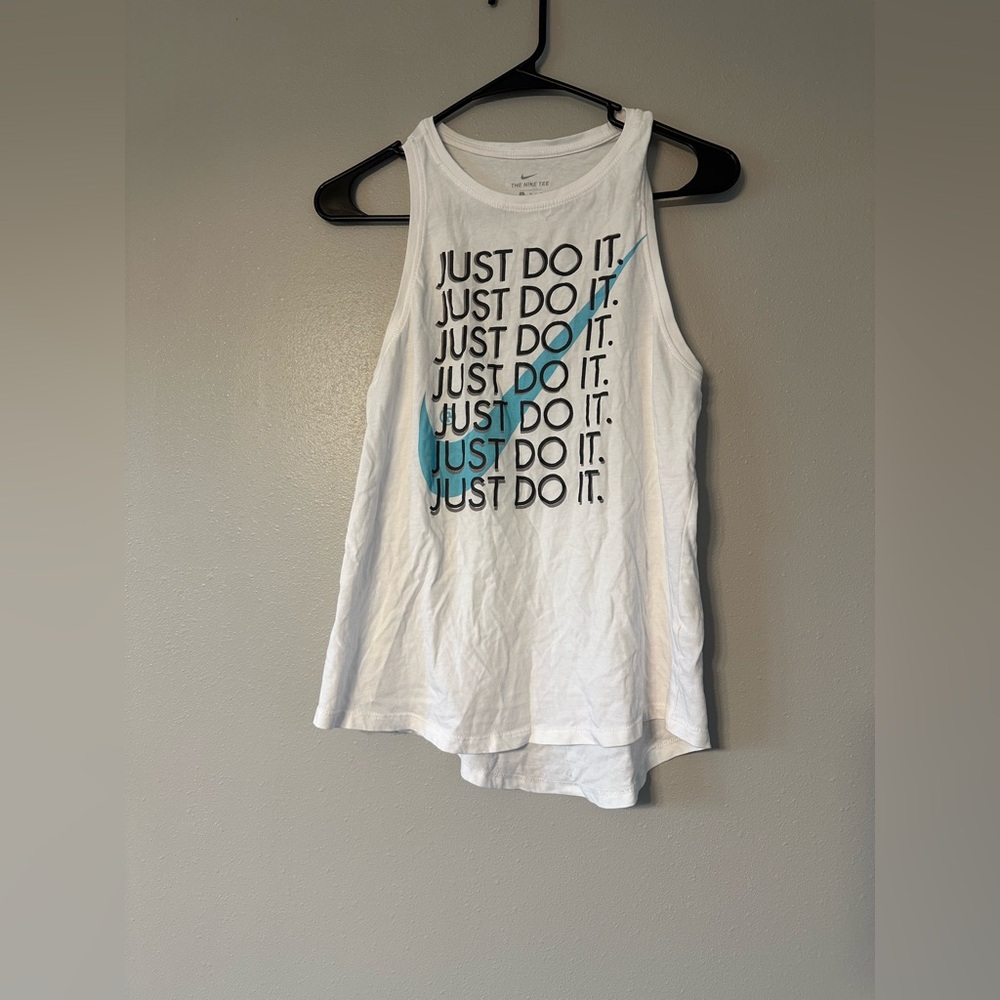 🚫sold🚫Nike White Tank with Blue Graphic - Picture 1 of 4
